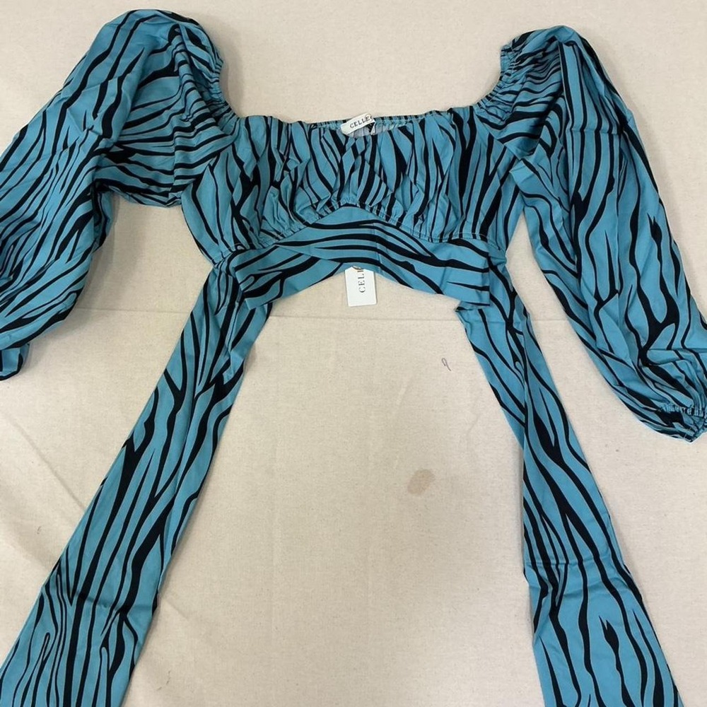 CLECCI‎ blue zebra print crop top